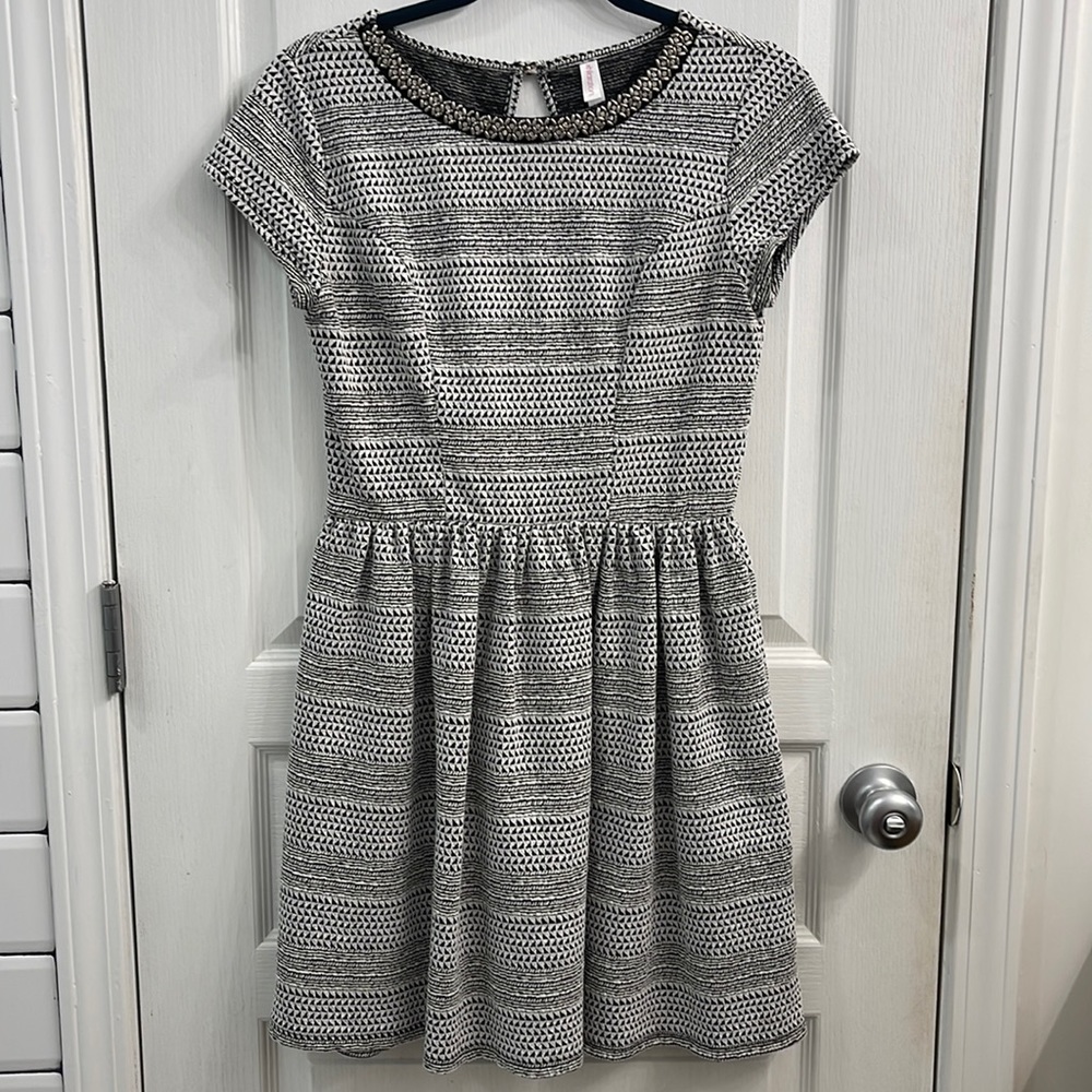 Xhilaration dress size Small